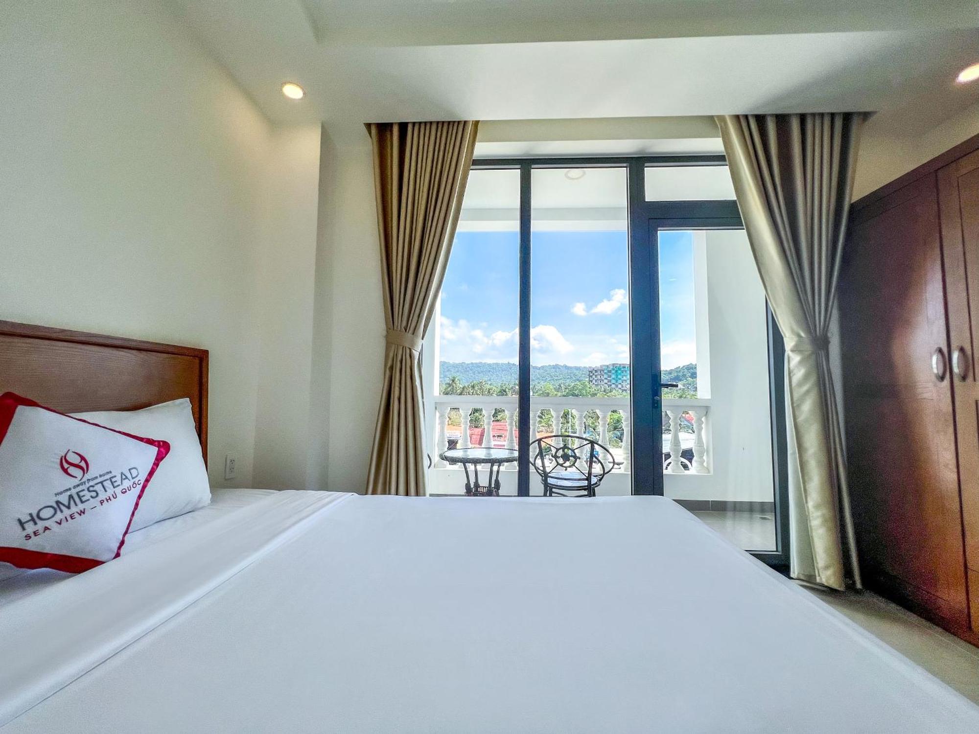 Homestead Seaview Phu Quoc Hotel Exterior photo